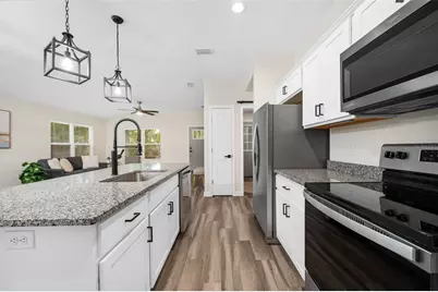 601 SE 4th Avenue, Melrose, FL 32666 - Photo 15