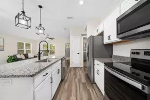 601 SE 4th Ave, Melrose, FL 32666 - Photo 15