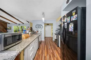 16422 NE 10th St, Gainesville, FL 32609 - Photo 13