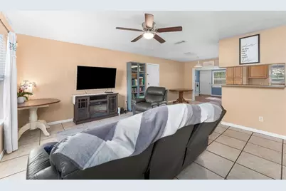 6511 NW 29th Terrace, Gainesville, FL 32653 - Photo 5