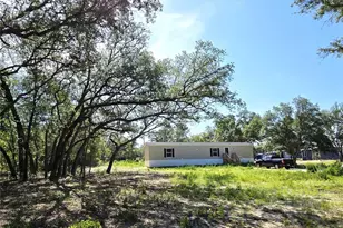 8851 NE 105th Ave, Bronson, FL 32621 - Photo 17