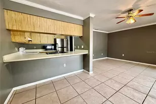 2735 SW 35th Pl, Gainesville, FL 32608 - Photo 9