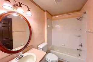 4112 NW 16th Dr, Gainesville, FL 32605 - Photo 11