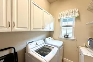 2339 NW 31st Pl, Gainesville, FL 32605 - Photo 13
