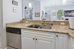 325 NW 14th St, Gainesville, FL 32603 - Photo 13