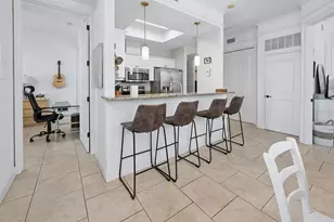 325 NW 14th St, Gainesville, FL 32603 - Photo 19