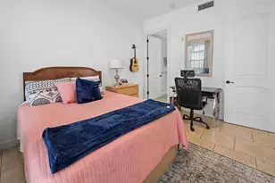 325 NW 14th St, Gainesville, FL 32603 - Photo 27