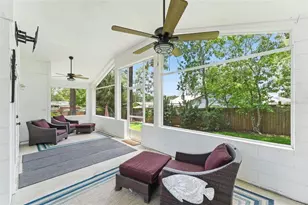 8127 SW 12th Pl, Gainesville, FL 32607 - Photo 19