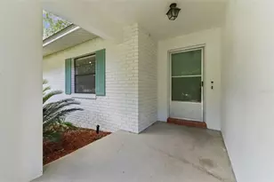 8127 SW 12th Pl, Gainesville, FL 32607 - Photo 3