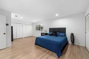 8127 SW 12th Pl, Gainesville, FL 32607 - Photo 11