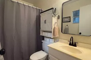 1101 SW 19th Pl, Gainesville, FL 32601 - Photo 17