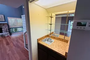 1629 NW 19th Cir, Gainesville, FL 32605 - Photo 17