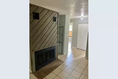 2321 SW 31st Place #2, Gainesville, FL 32608 - Photo 5
