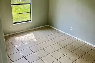 2321 SW 31st Pl, Gainesville, FL 32608 - Photo 15