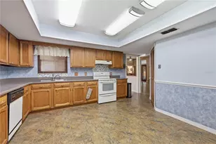 2446 NW 35th Ter, Gainesville, FL 32605 - Photo 9