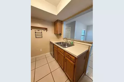 7200 SW 8th Avenue #T128, Gainesville, FL 32607 - Photo 11
