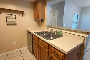 7200 SW 8th Ave, Gainesville, FL 32607 - Photo 11