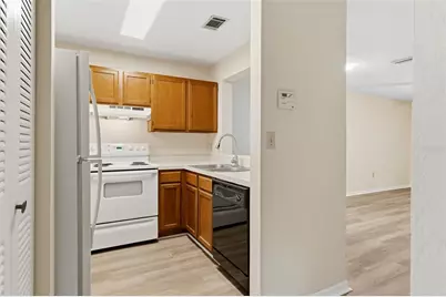4526 SW 44th Lane #4526, Gainesville, FL 32608 - Photo 5