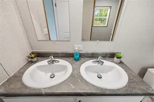 8611 NE 61st Pl, Bronson, FL 32621 - Photo 31