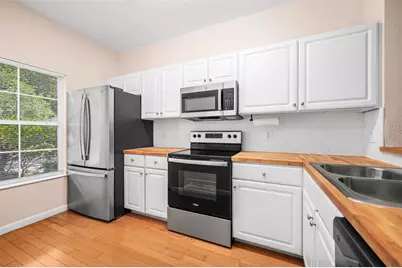 5065 NW 45th Road #102, Gainesville, FL 32606 - Photo 7