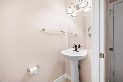 5065 NW 45th Road #102, Gainesville, FL 32606 - Photo 11