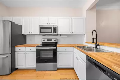 5065 NW 45th Road #102, Gainesville, FL 32606 - Photo 5
