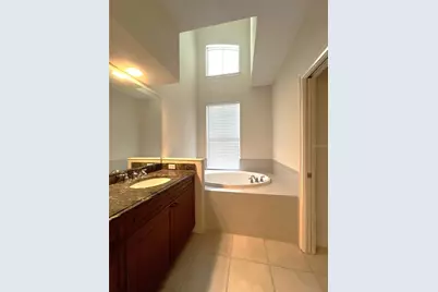 1762 NW 34th Street #2, Gainesville, FL 32605 - Photo 15