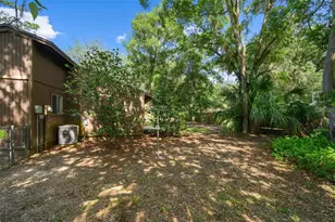 1854 NW 41st Pl, Gainesville, FL 32605 - Photo 27