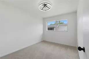 1228 SE 19th St, Gainesville, FL 32641 - Photo 17