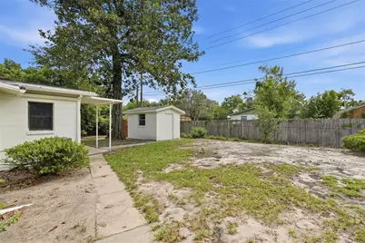 910 NE 24th Street, Gainesville, FL 32641 - Photo 33
