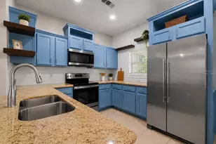1710 NW 7th St, Gainesville, FL 32609 - Photo 15