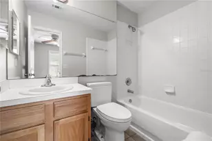 1710 NW 7th St, Gainesville, FL 32609 - Photo 27
