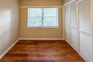 219 NW 3rd Ave, Gainesville, FL 32601 - Photo 15