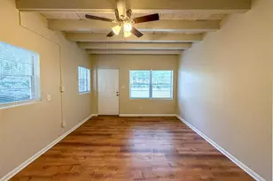 219 NW 3rd Ave, Gainesville, FL 32601 - Photo 5