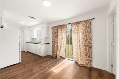 1911 SE 14th Avenue, Gainesville, FL 32641 - Photo 5