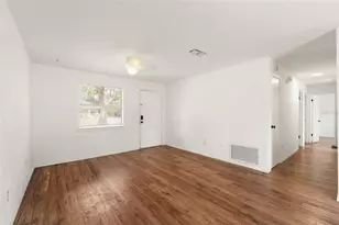 1911 SE 14th Ave, Gainesville, FL 32641 - Photo 3