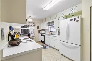 4890 Pleasant Hollow Trail, Lakeland, FL 33811 - Photo 15