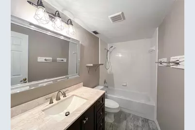 4933 NW 1st Place #110, Gainesville, FL 32607 - Photo 13