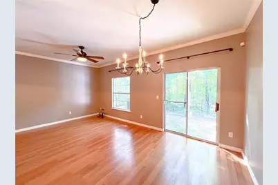 4933 NW 1st Place #110, Gainesville, FL 32607 - Photo 5