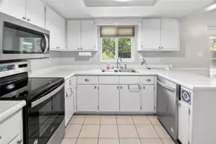 1915 NW 42nd Pl, Gainesville, FL 32605 - Photo 11
