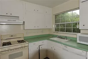 1410 NW 7th Rd, Gainesville, FL 32603 - Photo 15