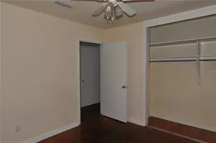 1410 NW 7th Rd, Gainesville, FL 32603 - Photo 25