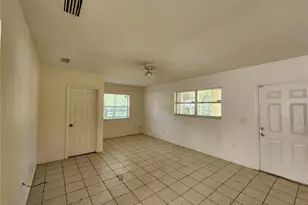2831 NE 17th Dr, Gainesville, FL 32609 - Photo 13