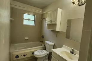 2831 NE 17th Dr, Gainesville, FL 32609 - Photo 15