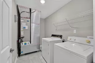 25109 SW 7th Ln, Newberry, FL 32669 - Photo 17