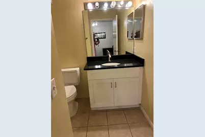 3800 SW 20th Avenue #204, Gainesville, FL 32607 - Photo 9
