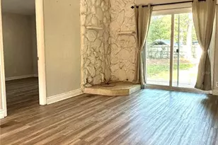 2911 NE 9th St, Gainesville, FL 32609 - Photo 5