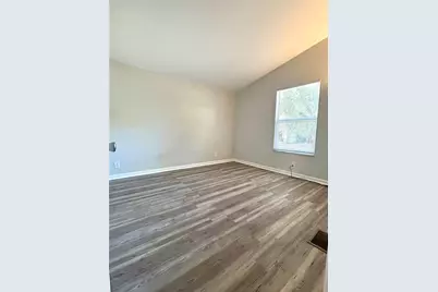 2911 NE 9th Street, Gainesville, FL 32609 - Photo 3
