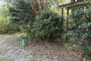 140 Price Rd, Hawthorne, FL 32640 - Photo 5