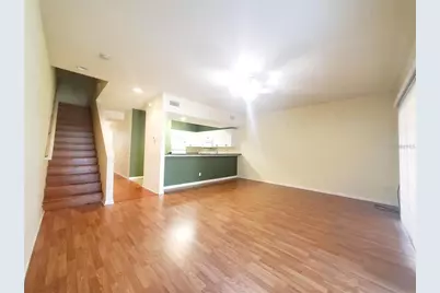 1561 NW 29th Road #8, Gainesville, FL 32605 - Photo 9